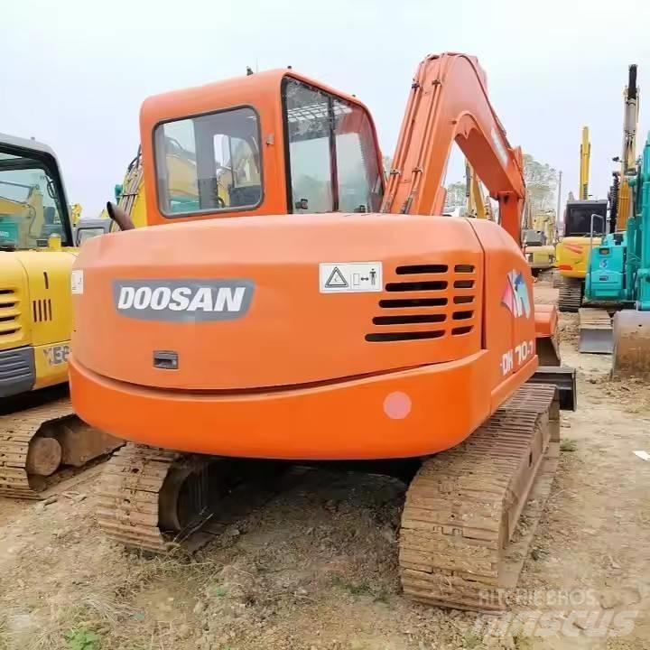 Doosan DH70-7 Raupenbagger