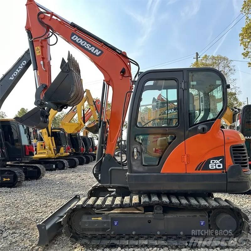 Doosan DX 60 Raupenbagger