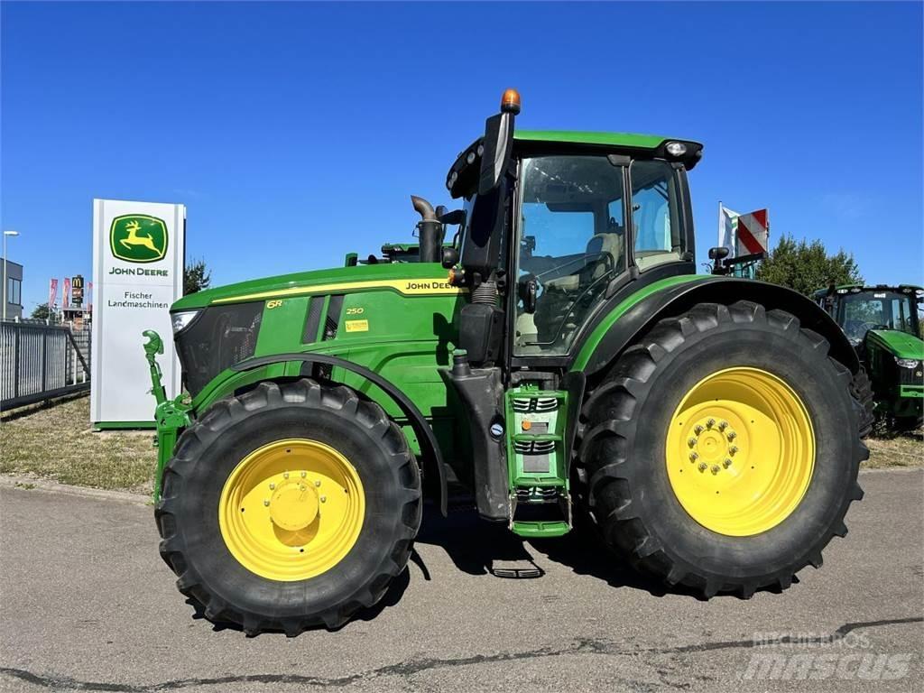 John Deere 6R 250 Traktoren