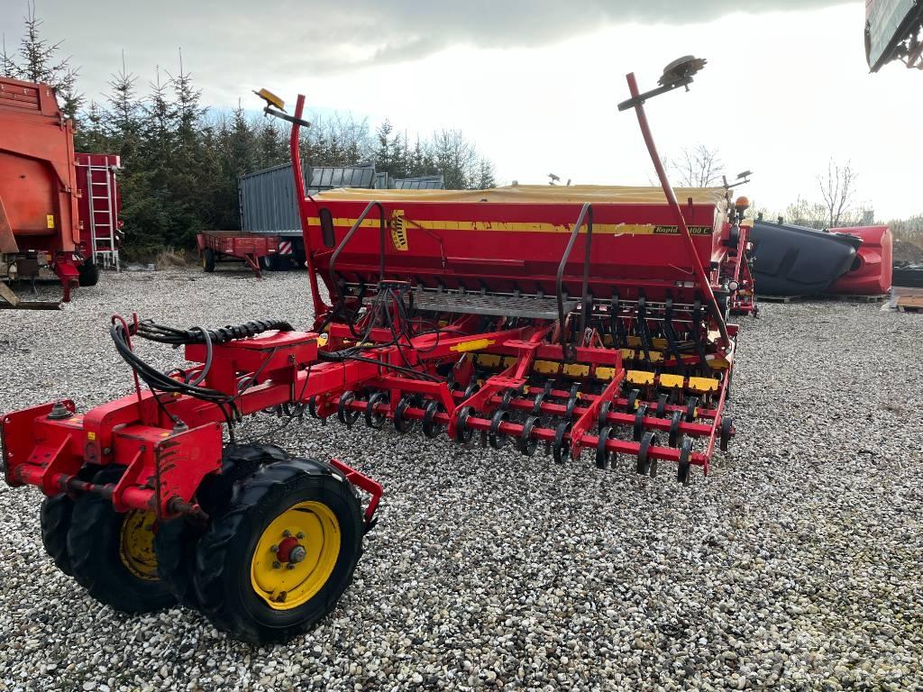 Väderstad Rapid400C Drillmaschinenkombination
