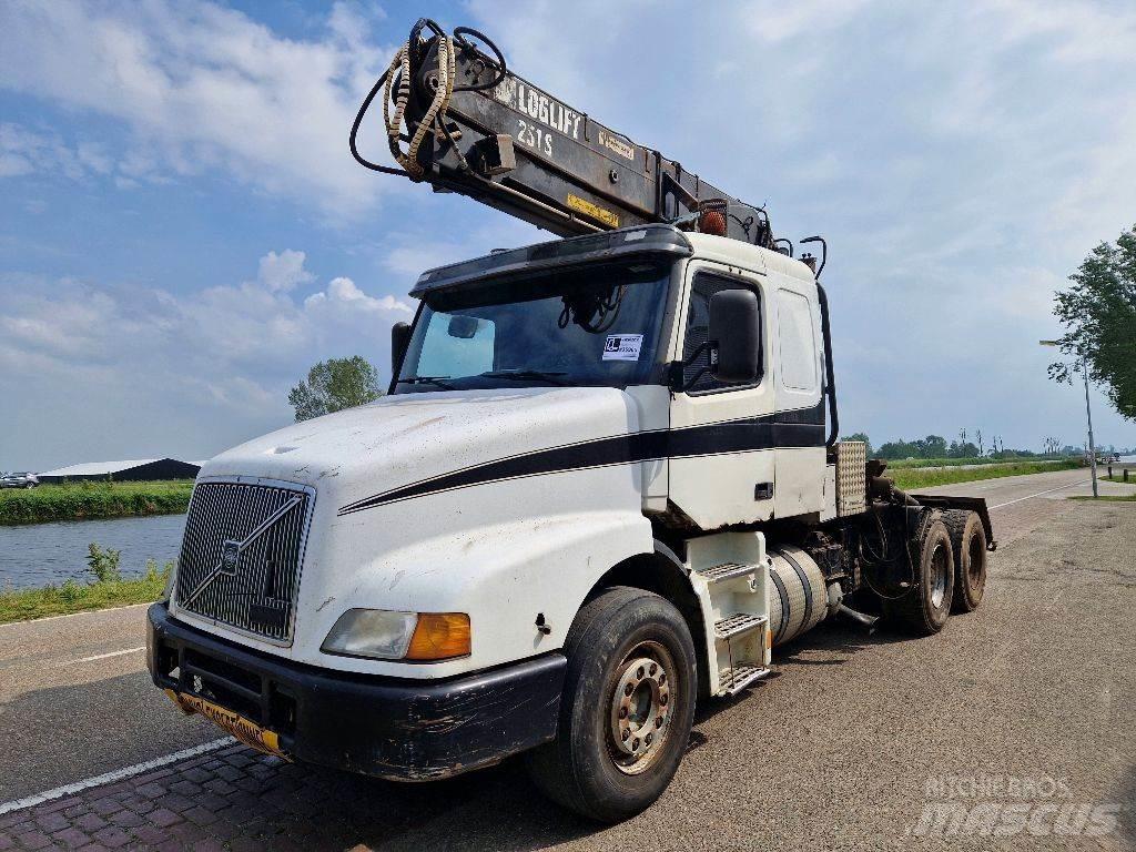 Volvo NH12.460 Sattelzugmaschinen