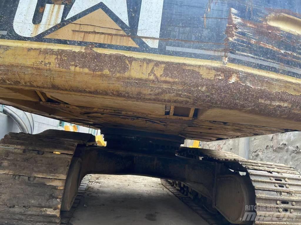 CAT 330 B L Raupenbagger