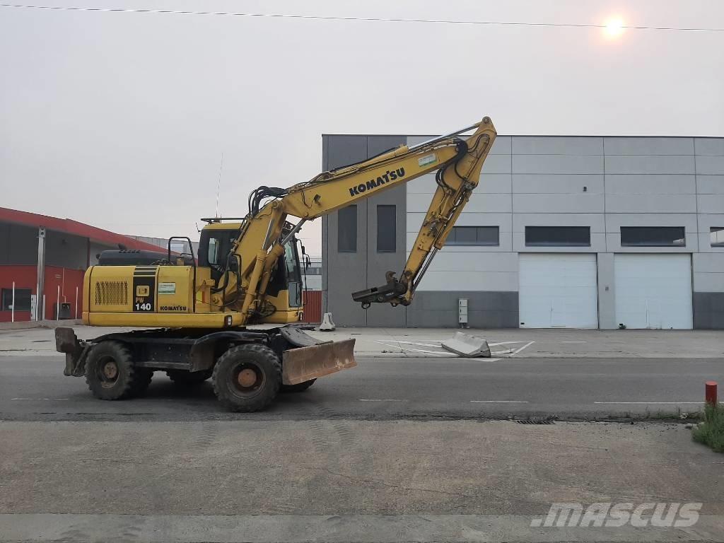 Komatsu PW 140-7 Mobilbagger