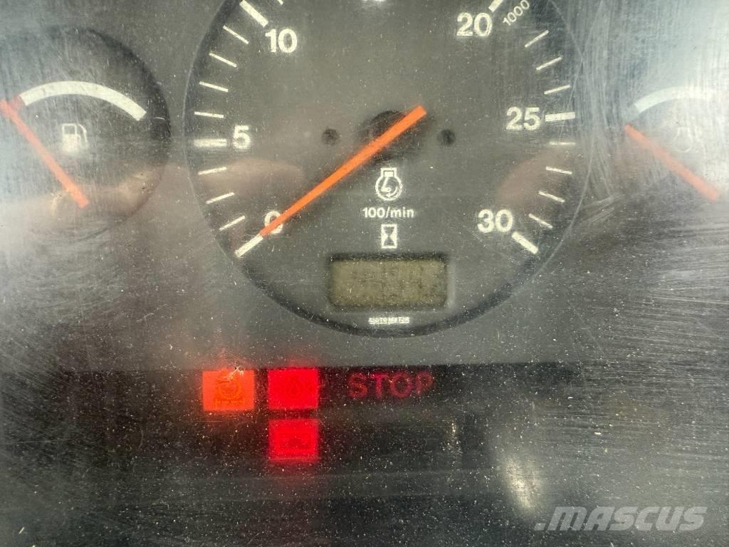 Valtra Valmet 865 Traktoren