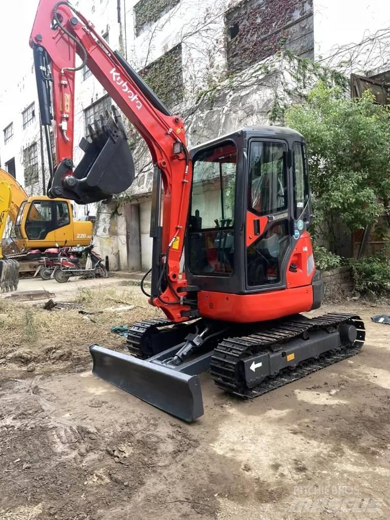 Kubota U35 Minibagger < 7t