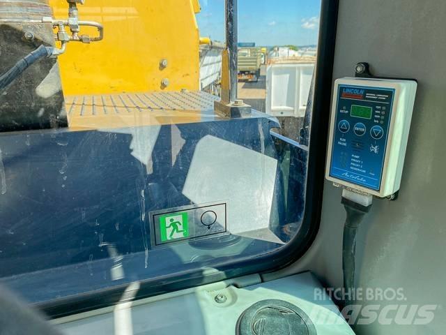 CAT 374F L Raupenbagger