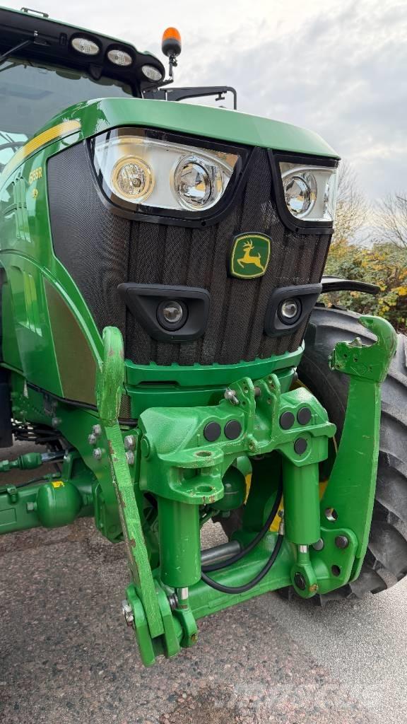 John Deere 6155 R Traktoren