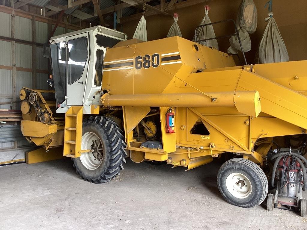 Sampo 680 Mähdrescher