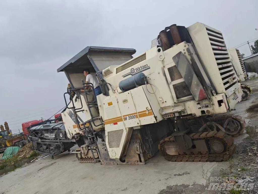 Wirtgen W2000 Asphaltfräsen