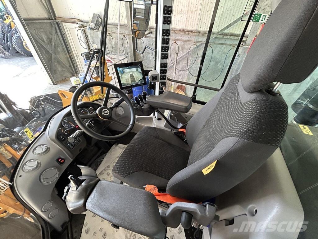 Volvo L120H Radlader