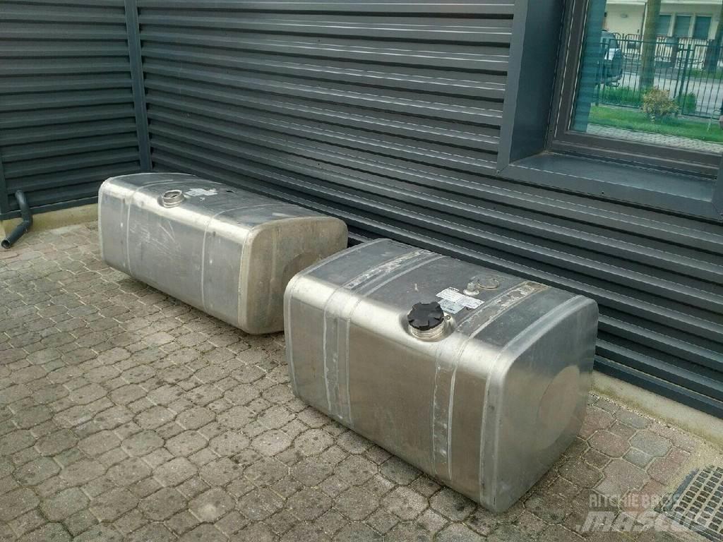 MAN 480 + 375 L Kraftstoff- und Zusatzstoffbehälter