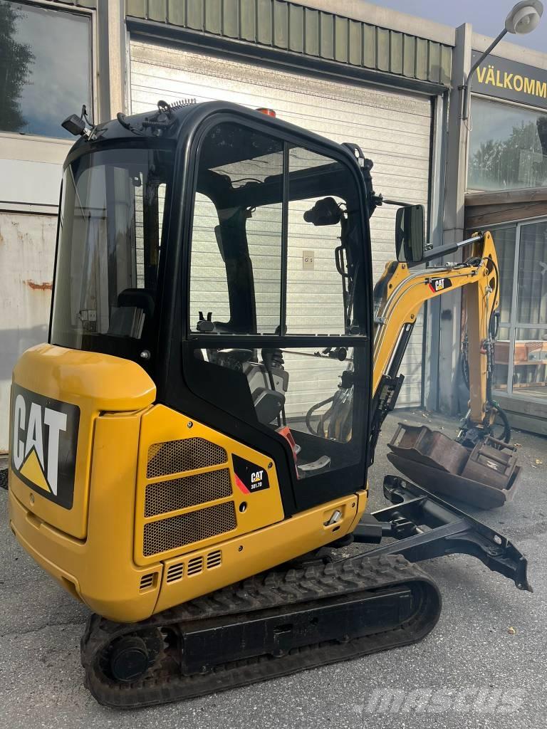 CAT 301.7 D Rototilt Minibagger < 7t