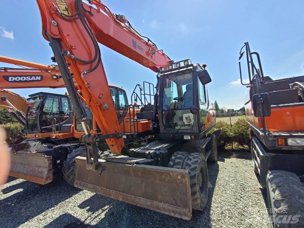 Doosan DX140W-5 Mobilbagger