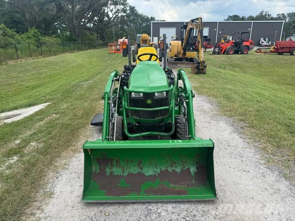 John Deere 1025 R Traktoren