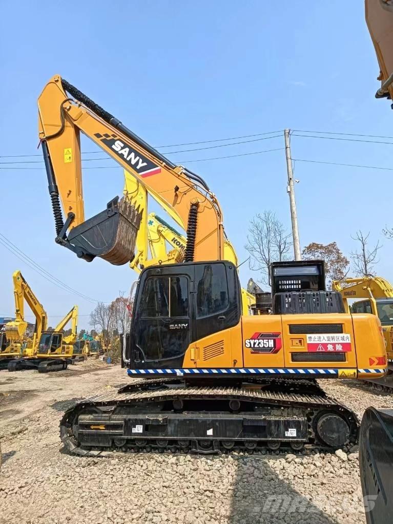 Sany SY 235 C Raupenbagger