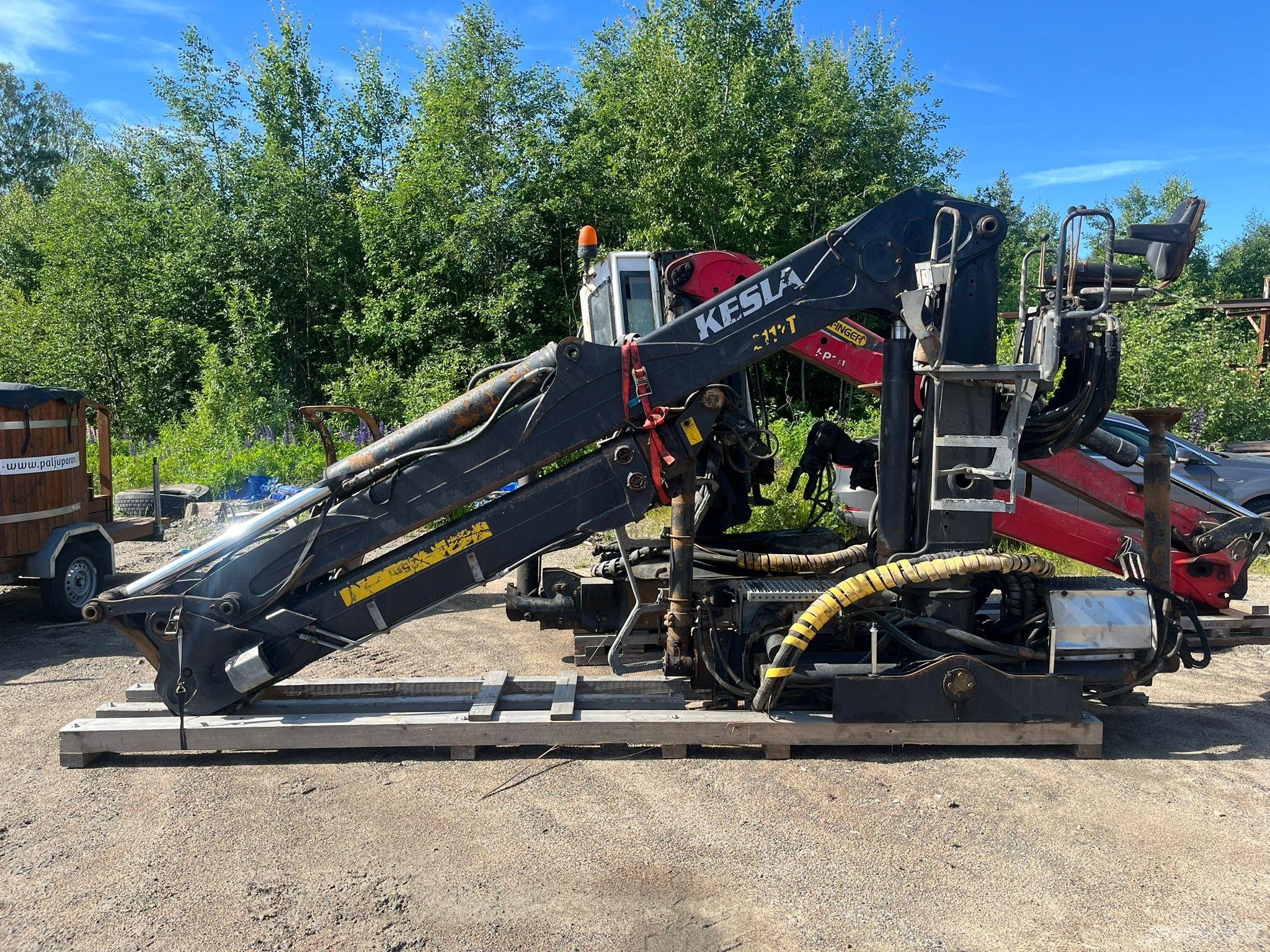 Kesla 2112 T Holzkrane