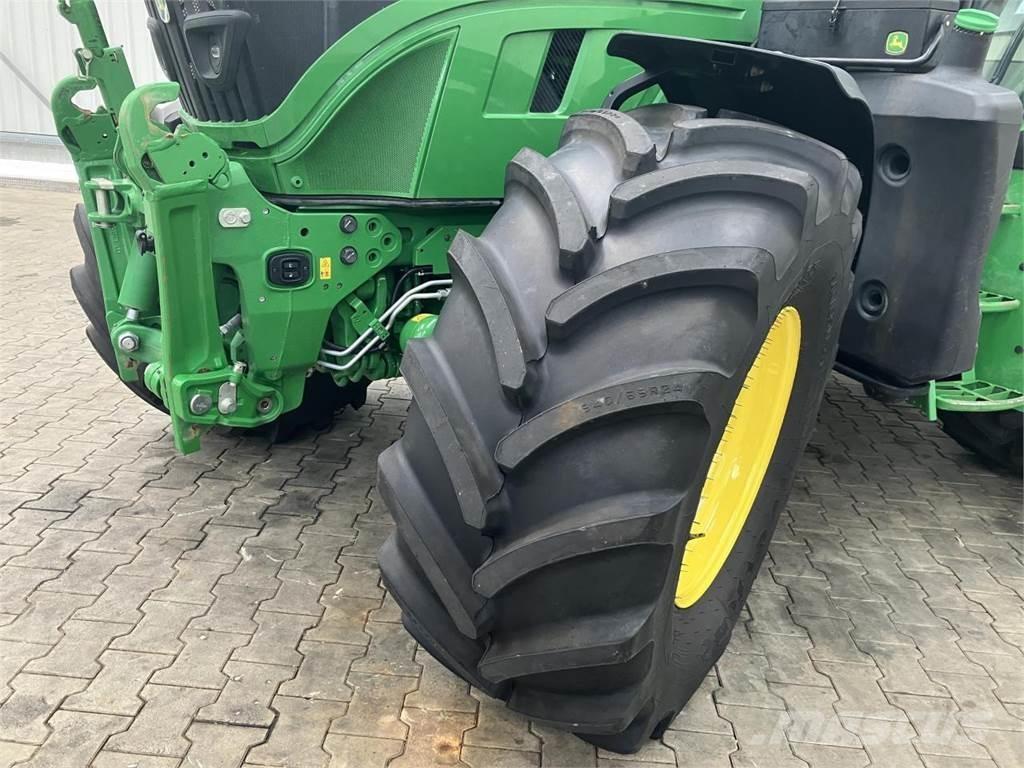 John Deere 6R 140 Traktoren
