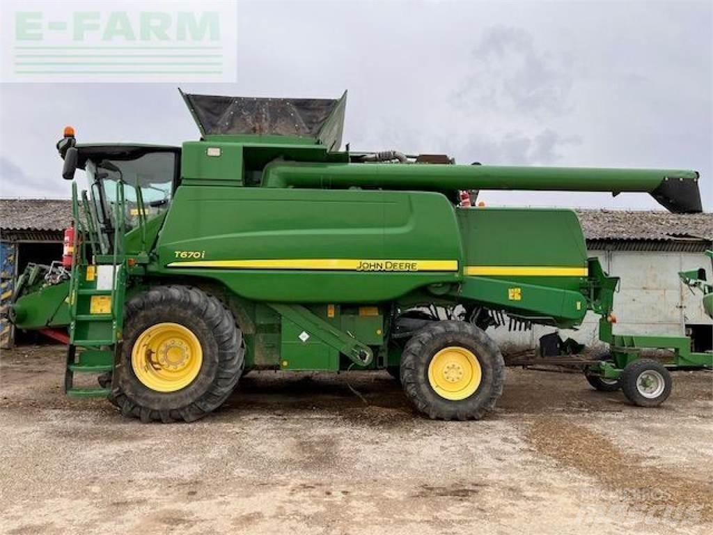 John Deere T670 Mähdrescher