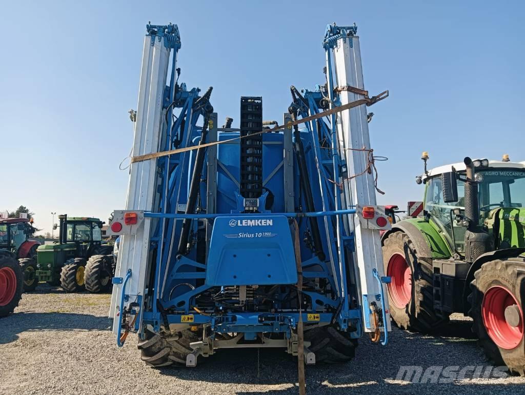 Lemken Sirius 1900 Düngemittel-Sprüher