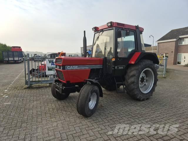 Case IH 745 XL Traktoren