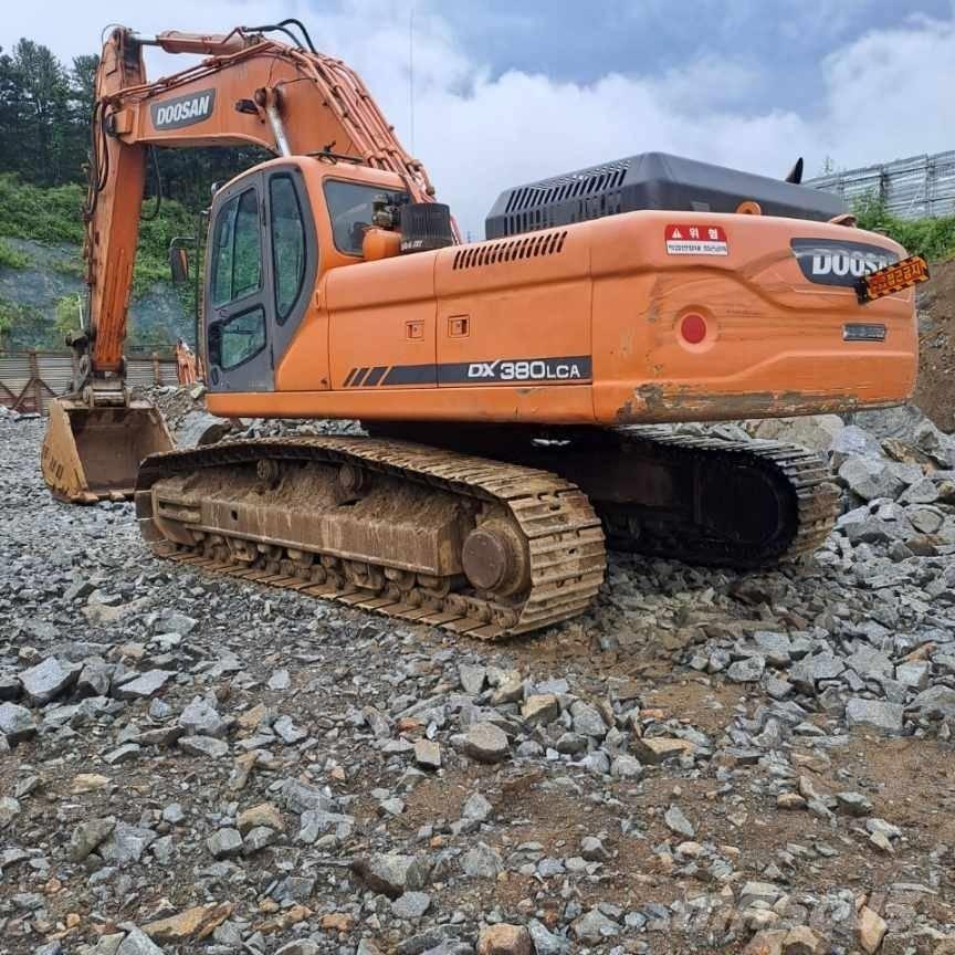 Doosan DX 380 LC Raupenbagger
