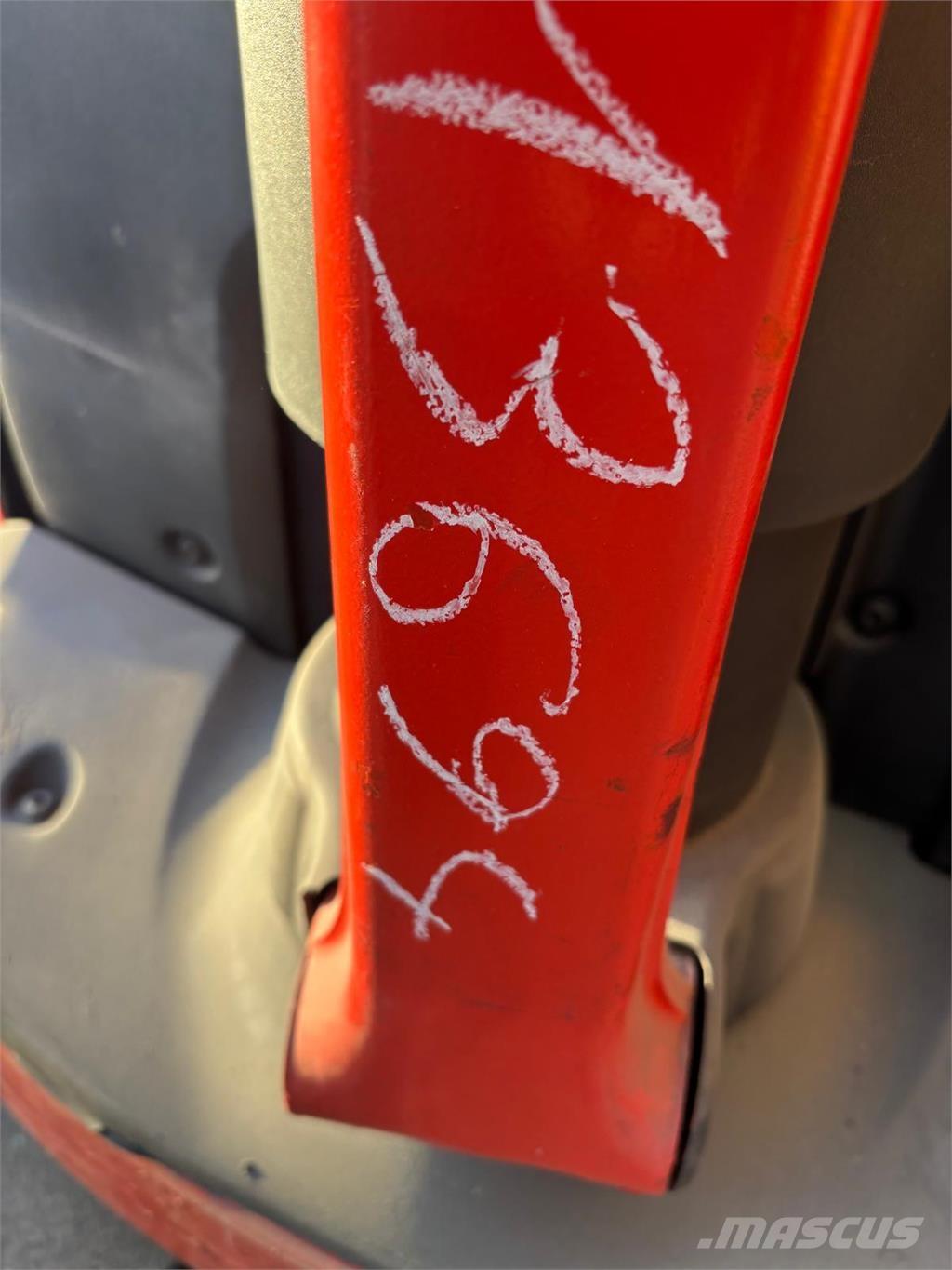 Linde T16 Zelfrijdende stapelaars