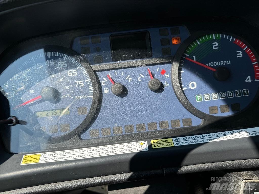 Hino 238 Kofferaufbau