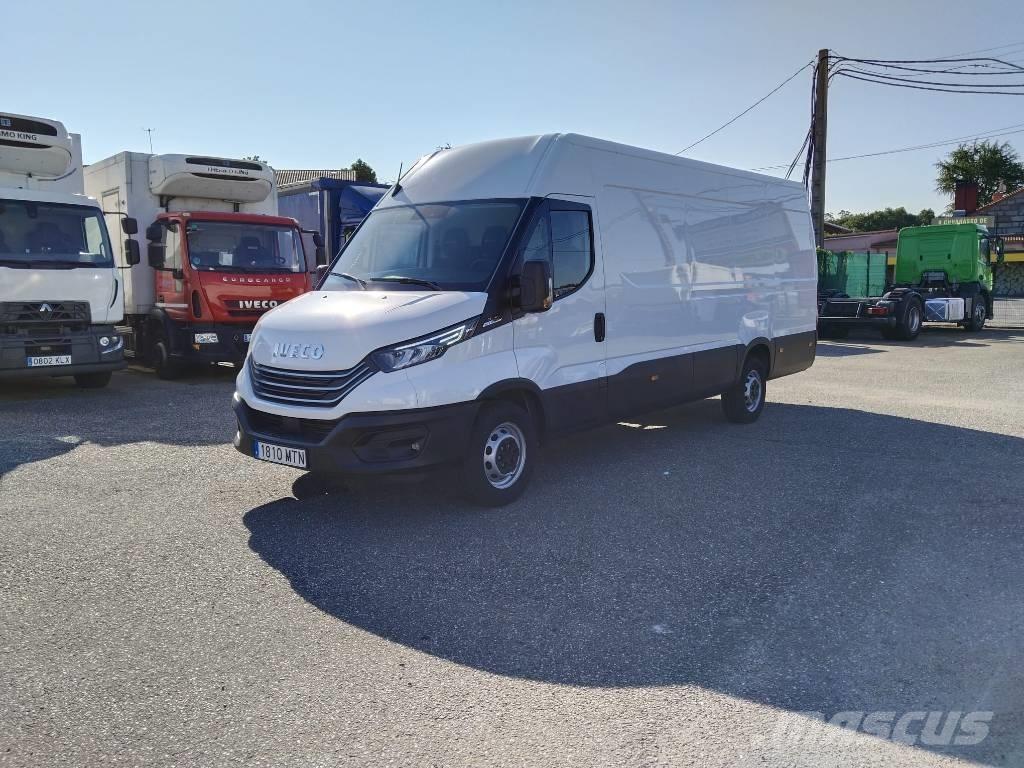 Iveco Daily 35 S12 Kastenwagen
