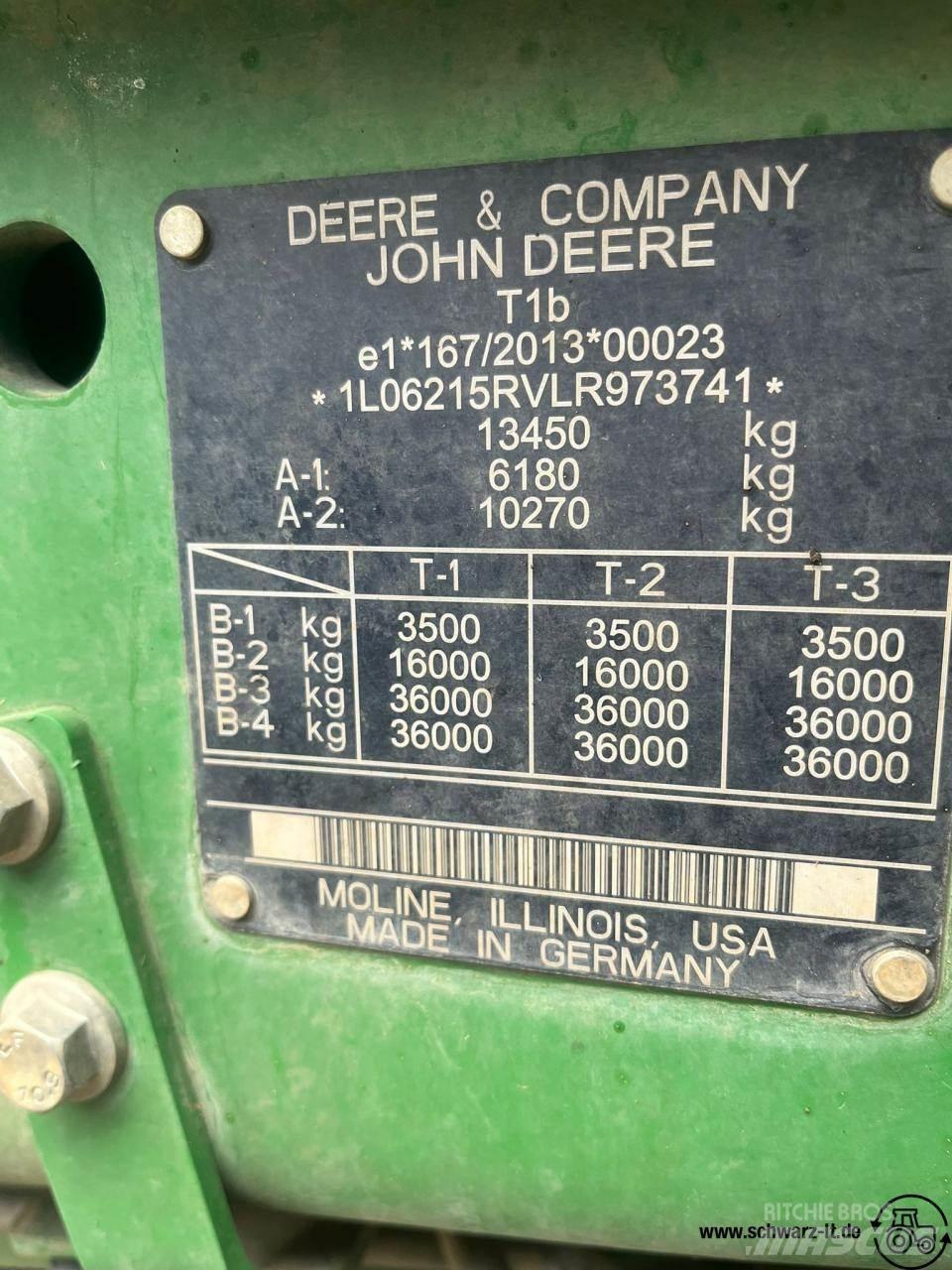John Deere 6215R Traktoren