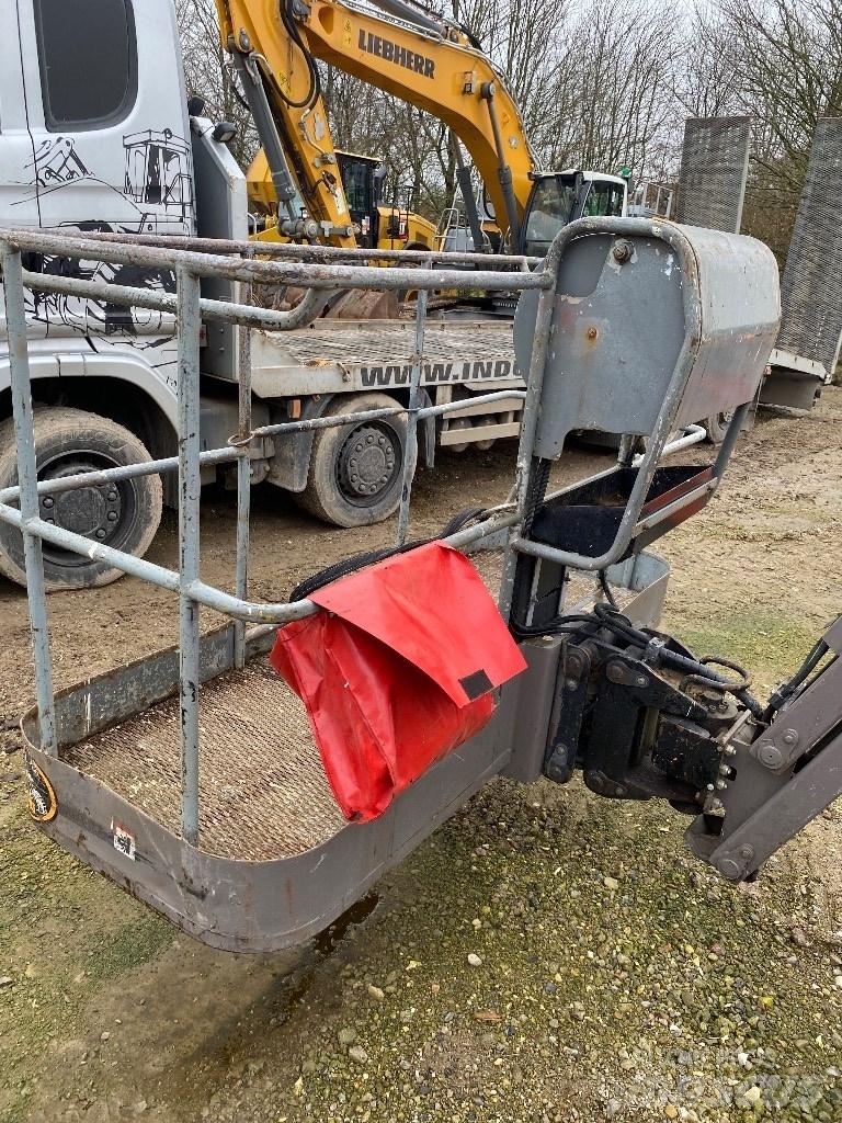 Manitou 180 ATJ Gelenkteleskoparbeitsbühnen