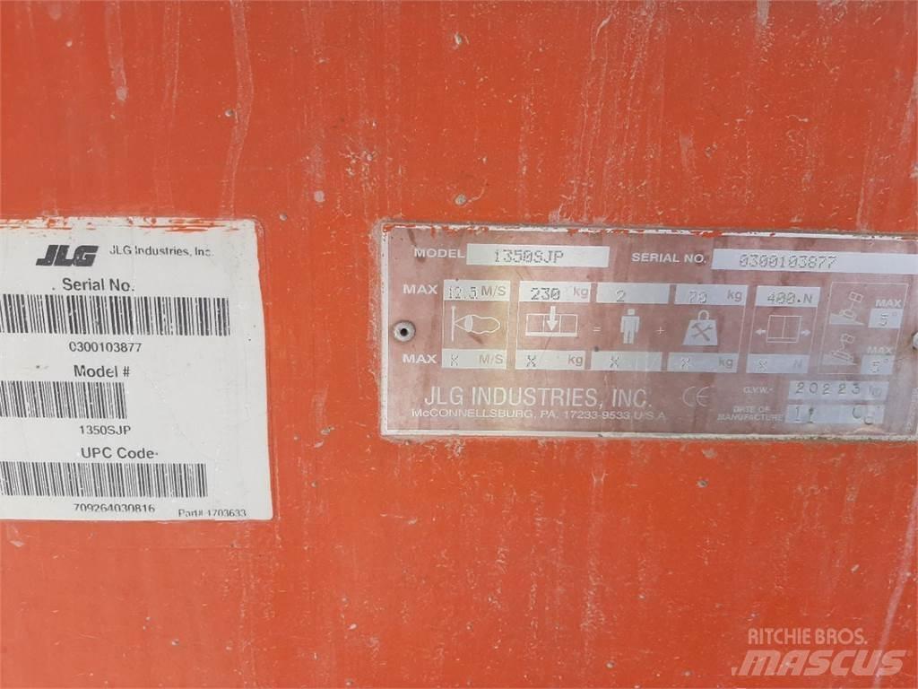 JLG 1350SJP Teleskopbühnen