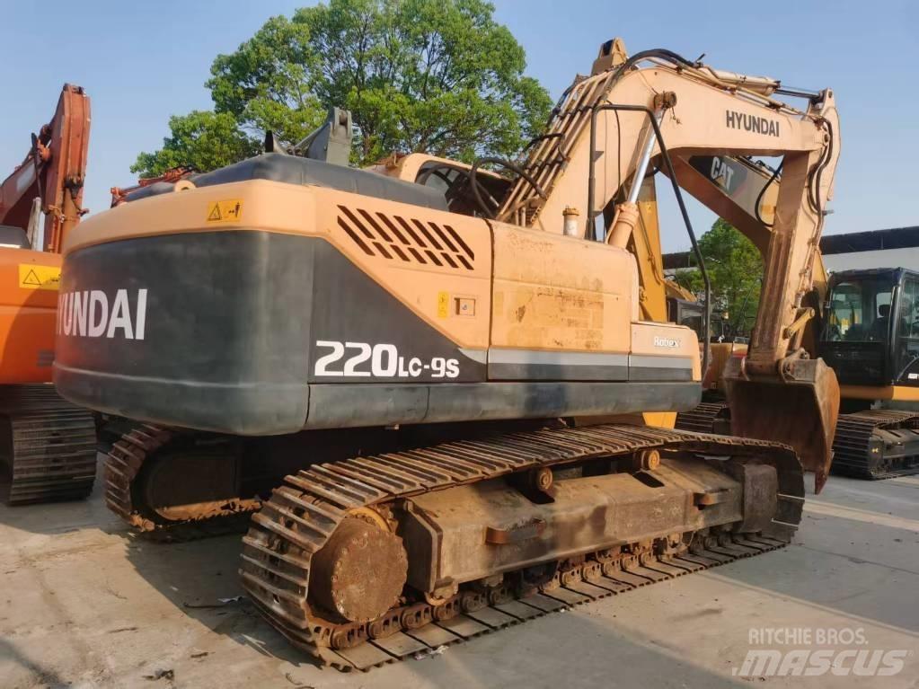 Hyundai 220lc-9s Raupenbagger