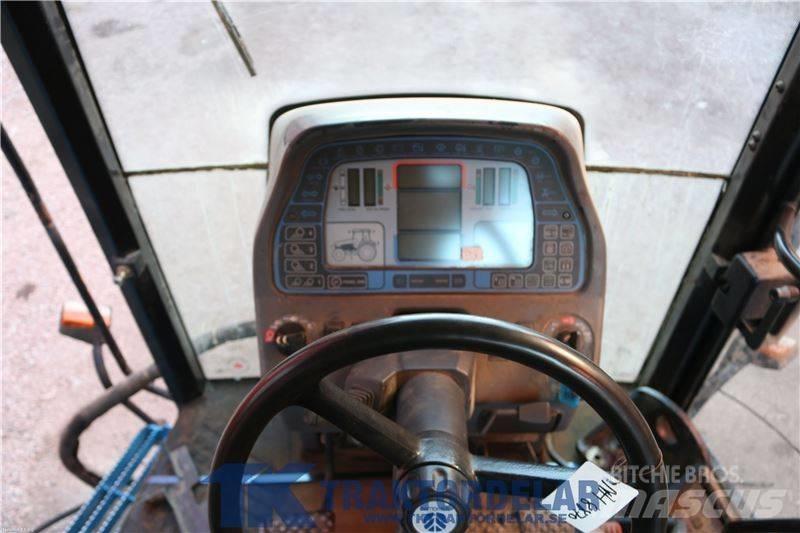 New Holland 8870 Kabinen