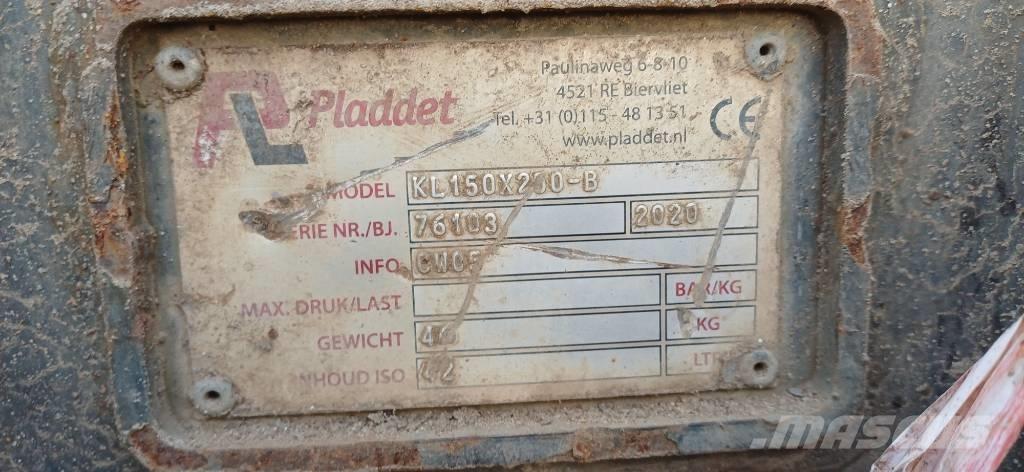 CAT 302.7 CR Minibagger < 7t