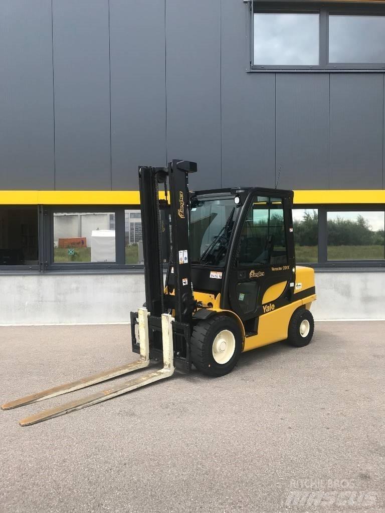 Yale GDP35VX Diesel heftrucks