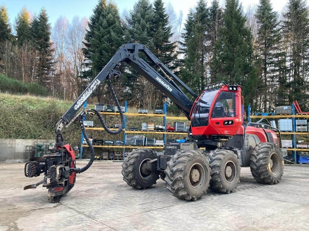 Komatsu 951 Harvester