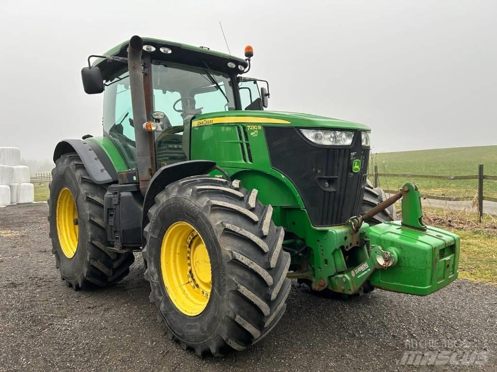 John Deere 7230 R Traktoren