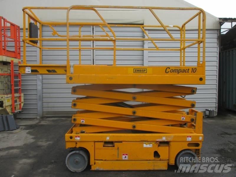 Haulotte Compact 10 Scheren-Arbeitsbühnen