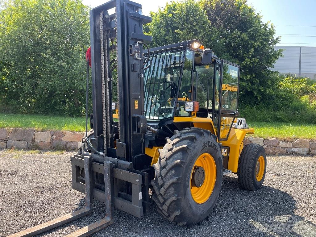 JCB 940-2 T4 Geländestapler