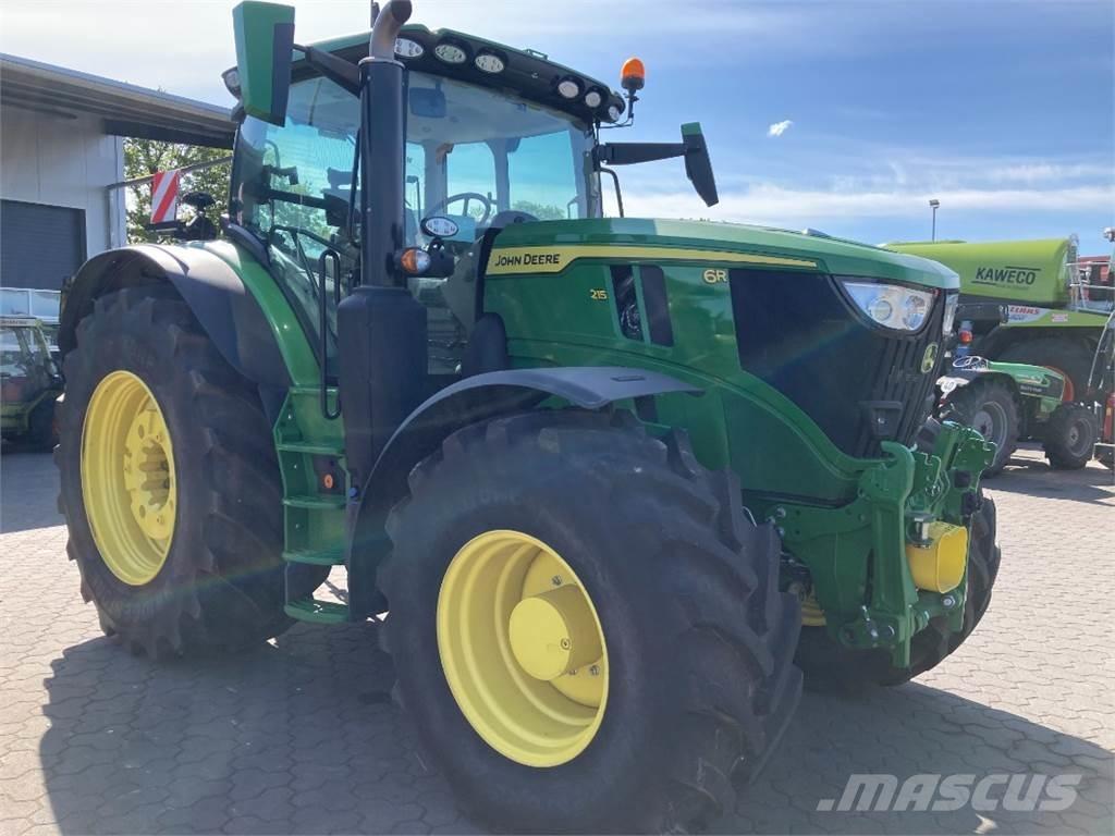 John Deere 6R215 Traktoren