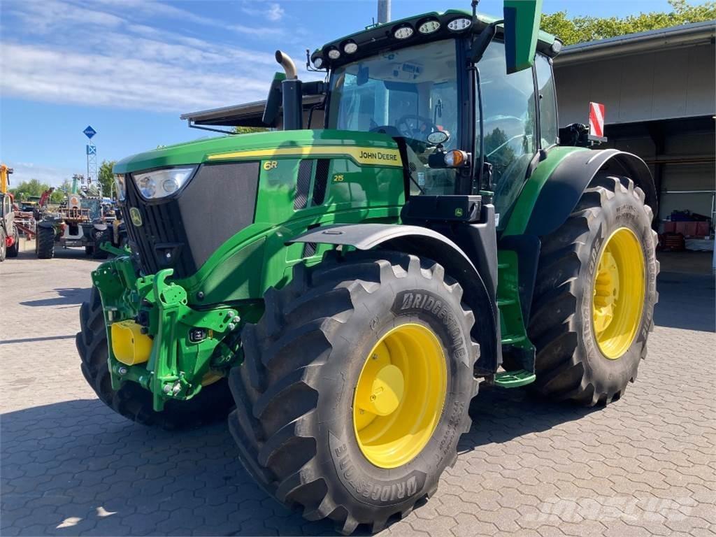 John Deere 6R215 Traktoren