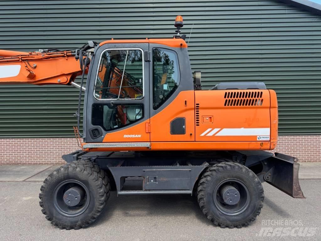 Doosan DX 170 W Mobilbagger