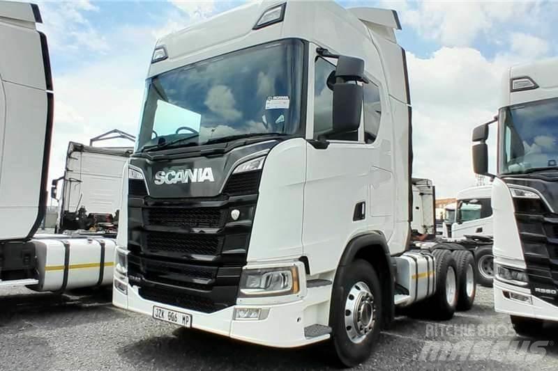 Scania R560 Andere Fahrzeuge