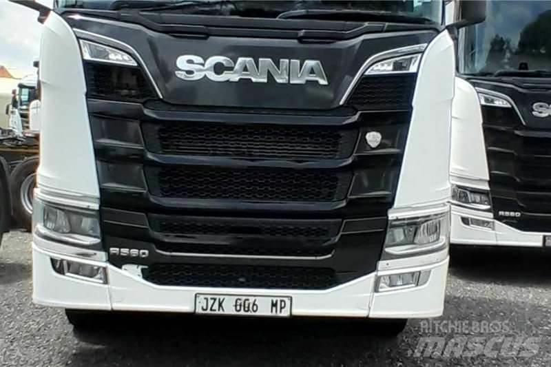 Scania R560 Andere Fahrzeuge
