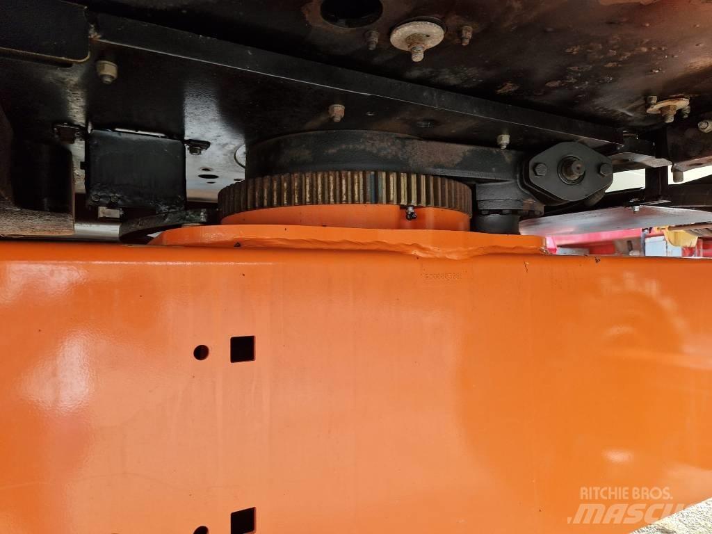 JLG 520AJ Gelenkteleskoparbeitsbühnen