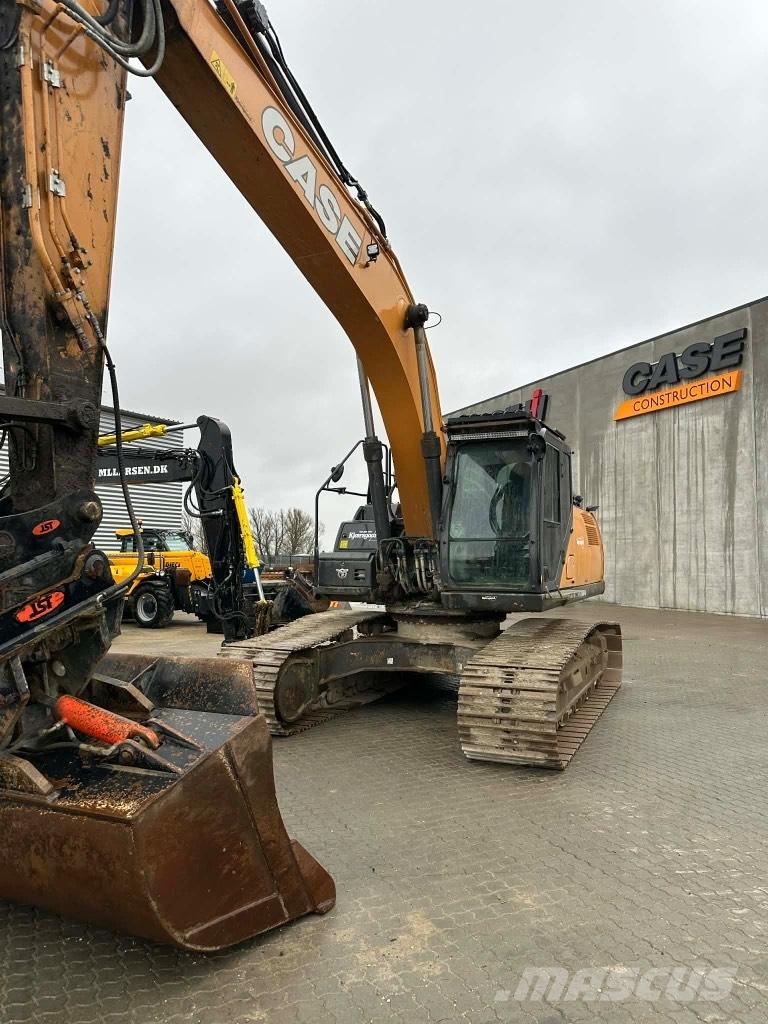 CASE CX300D Raupenbagger