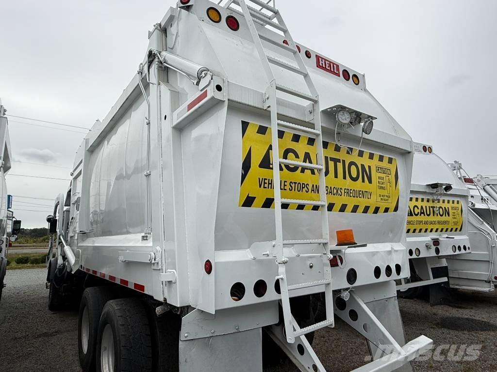 Mack MRU 613 Müllwagen