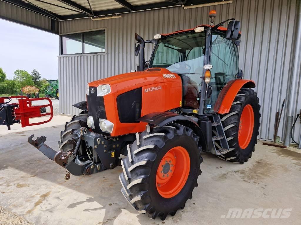 Kubota M 135 GX Traktoren