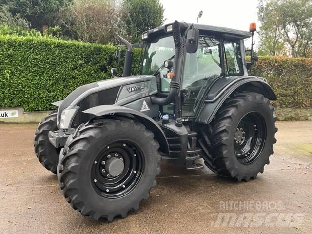 Valtra N123 HiTech-5 Traktoren