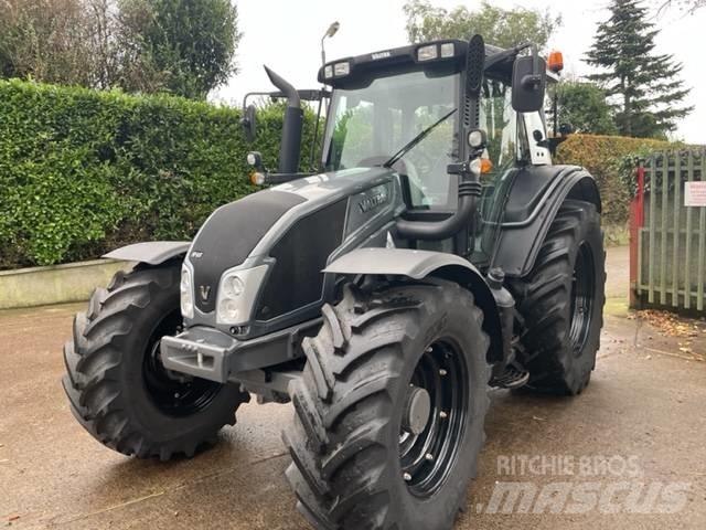 Valtra N123 HiTech-5 Traktoren